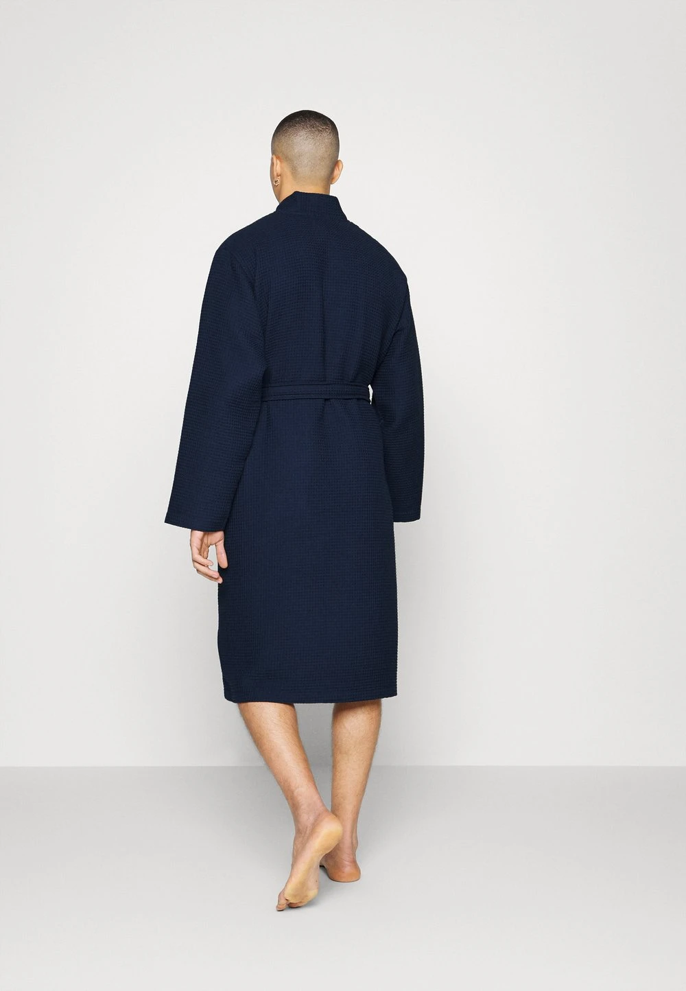 Pier One Peignoir Un Tarif Préférentiel Sous-vêtements & Chaussettes Col Châle Homme 5 Pier One Peignoir Un Tarif Préférentiel Sous-vêtements & Chaussettes Col Châle Homme – Image 3