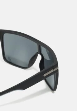 Pier One Prix Dégriffé UNISEX – Lunettes De Soleil Monoverre -Mode Vêtements Boutique 029b4112d63a4185ad26bd2ce73834ca