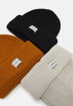 Pier One 3 PACK UNISEX – Bonnet Meilleure Qualité Casquettes, Bonnets Et Chapeaux Couleur Unie -Mode Vêtements Boutique 0a36bef130fd429cb8e08533adf60799
