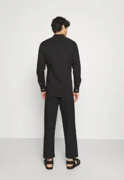 Pier One Prix Discount Chemise Chemises Col Mao Homme 14 Pier One Prix Discount Chemise Chemises Col Mao Homme -Mode Vêtements Boutique 0baebc4f5c6545e38aaa3b4f90cebbda