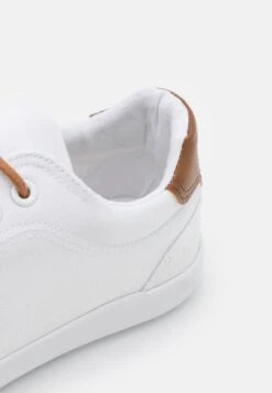 Prix D’Amis Pier One Baskets Basses Baskets & Sneakers Rond Homme -Mode Vêtements Boutique 0c05bc569e2446ac8242124e51310513