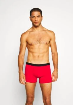 Pier One 5 PACK – Shorty Prix Avantageux Sous-vêtements & Chaussettes Normale Homme 18 Pier One 5 PACK – Shorty Prix Avantageux Sous-vêtements & Chaussettes Normale Homme -Mode Vêtements Boutique 10308be73f134aeab390d8c86aaa57c4