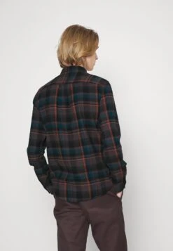 Pier One Chemise Prix Bradés Chemises Col Kent Homme 9 Pier One Chemise Prix Bradés Chemises Col Kent Homme -Mode Vêtements Boutique 128a063ae01341a6be0b82823cd1d3af