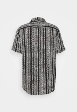 Pier One Chemise 50% Off De Vente Chemises Col Revers Homme -Mode Vêtements Boutique 129096680bcd4d31add693f781fcd6bc