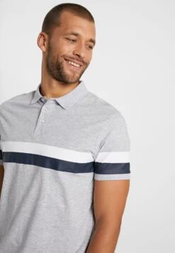 Discount En Ligne Pier One Polo T-shirts Col Polo Homme -Mode Vêtements Boutique 144303f5f5bc4f278c583bf5c7f603f1