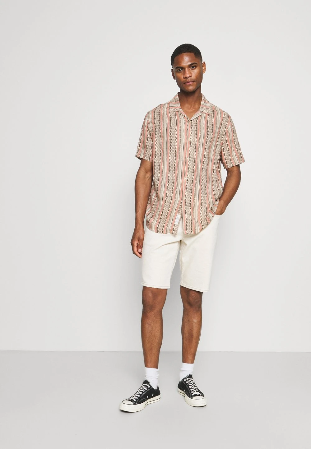 Pier One Chemise Qualité Garantie 100% Chemises Col Revers Homme 4 Pier One Chemise Qualité Garantie 100% Chemises Col Revers Homme – Image 2