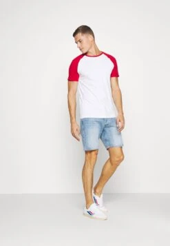 Pier One T-shirt Basique Prix Dynamité T-shirts & Polos Col Rond Homme -Mode Vêtements Boutique 1c1a3dc8e9174236997f7e4fdb558daf