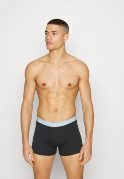 Première Qualité Pier One 5 PACK – Shorty Sous-vêtements & Chaussettes Normale Homme -Mode Vêtements Boutique 1cbeb3f858ee4443888ef79a0dfb0f34