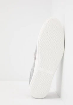 Pier One UNISEX – Mocassins Vendre Baskets & Sneakers Rond 13 Pier One UNISEX – Mocassins Vendre Baskets & Sneakers Rond -Mode Vêtements Boutique 1ebede53c81b47608b7375a61045fcb4