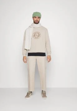 Pier One Prix Raisonnable Sweatshirt Sweats & Hoodies Col Rond Homme -Mode Vêtements Boutique 259f8c78947d4b08badcda05c119155c