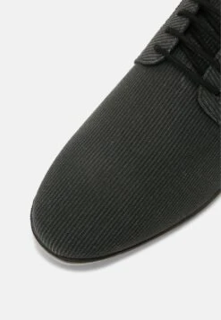 Pier One Bonne Qualité Chaussures à Lacets Derbies Et Richelieus Rond Homme -Mode Vêtements Boutique 27f2c2c744d6432d803f4c6ca5ebd331