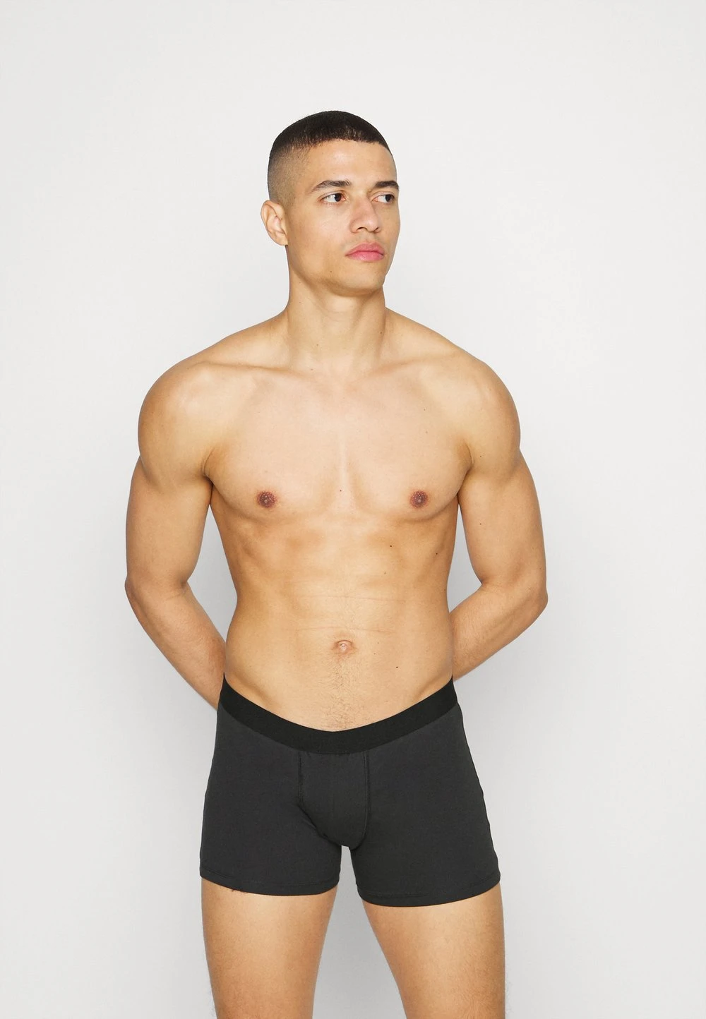 Pier One 5 PACK – Shorty Prix Aimable Sous-vêtements & Chaussettes Normale Homme 7 Pier One 5 PACK – Shorty Prix Aimable Sous-vêtements & Chaussettes Normale Homme – Image 5