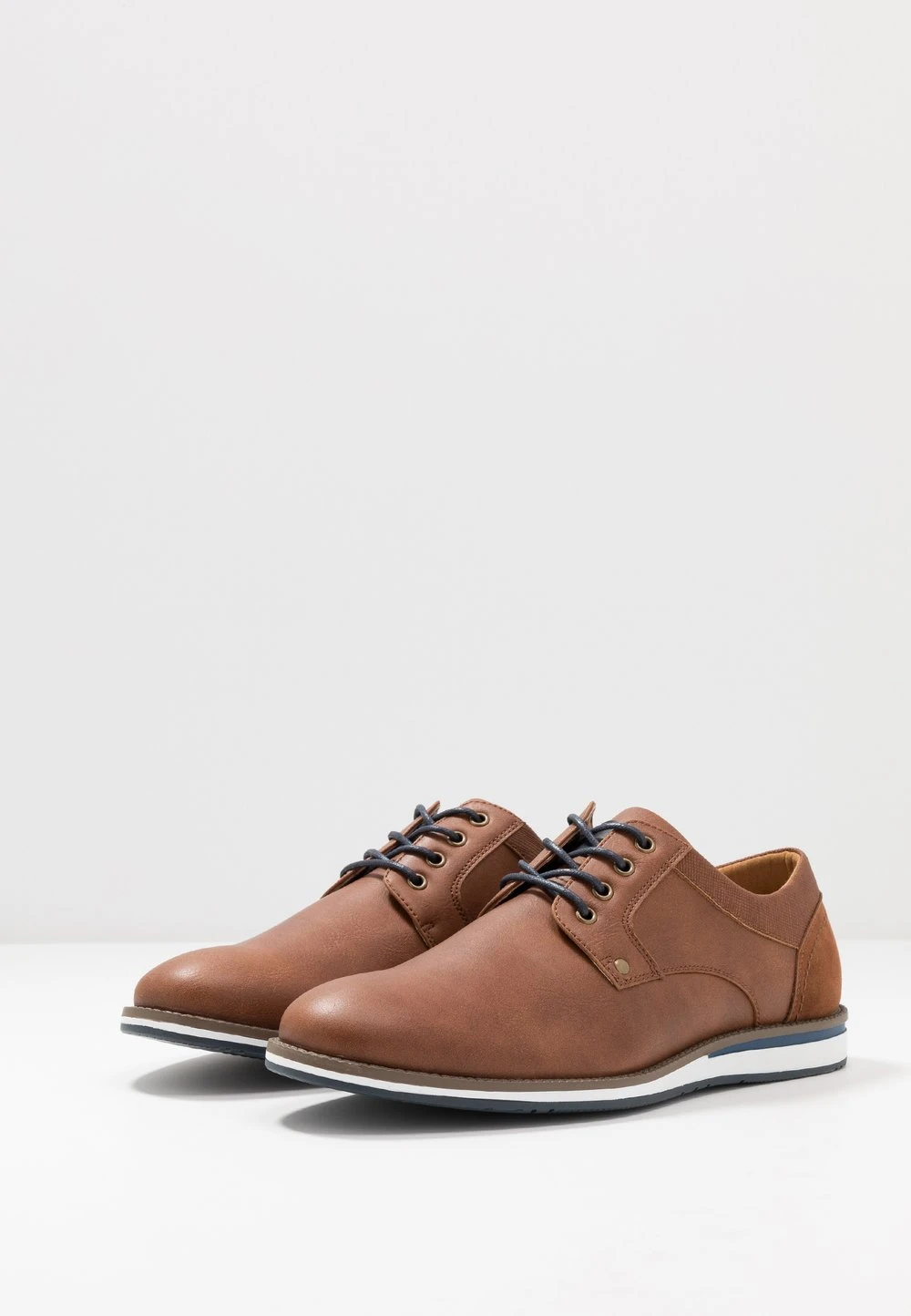 Meilleure Qualité Pier One Chaussures à Lacets Derbies, Richelieus & Chaussures Bateau Rond Homme 5 Meilleure Qualité Pier One Chaussures à Lacets Derbies, Richelieus & Chaussures Bateau Rond Homme – Image 3