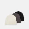 Pier One 3 PACK UNISEX – Bonnet Prix Usine Casquettes, Bonnets Et Chapeaux Couleur Unie -Mode Vêtements Boutique 2d334a85fa904b9ab086b47e1eb9dc64 1