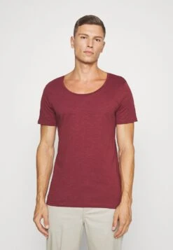 Prix Avantageux Pier One T-shirt Basique T-shirts Encolure Large Ronde Homme -Mode Vêtements Boutique 3097f1aa44834ff18c2f1f95dd4876a2 3