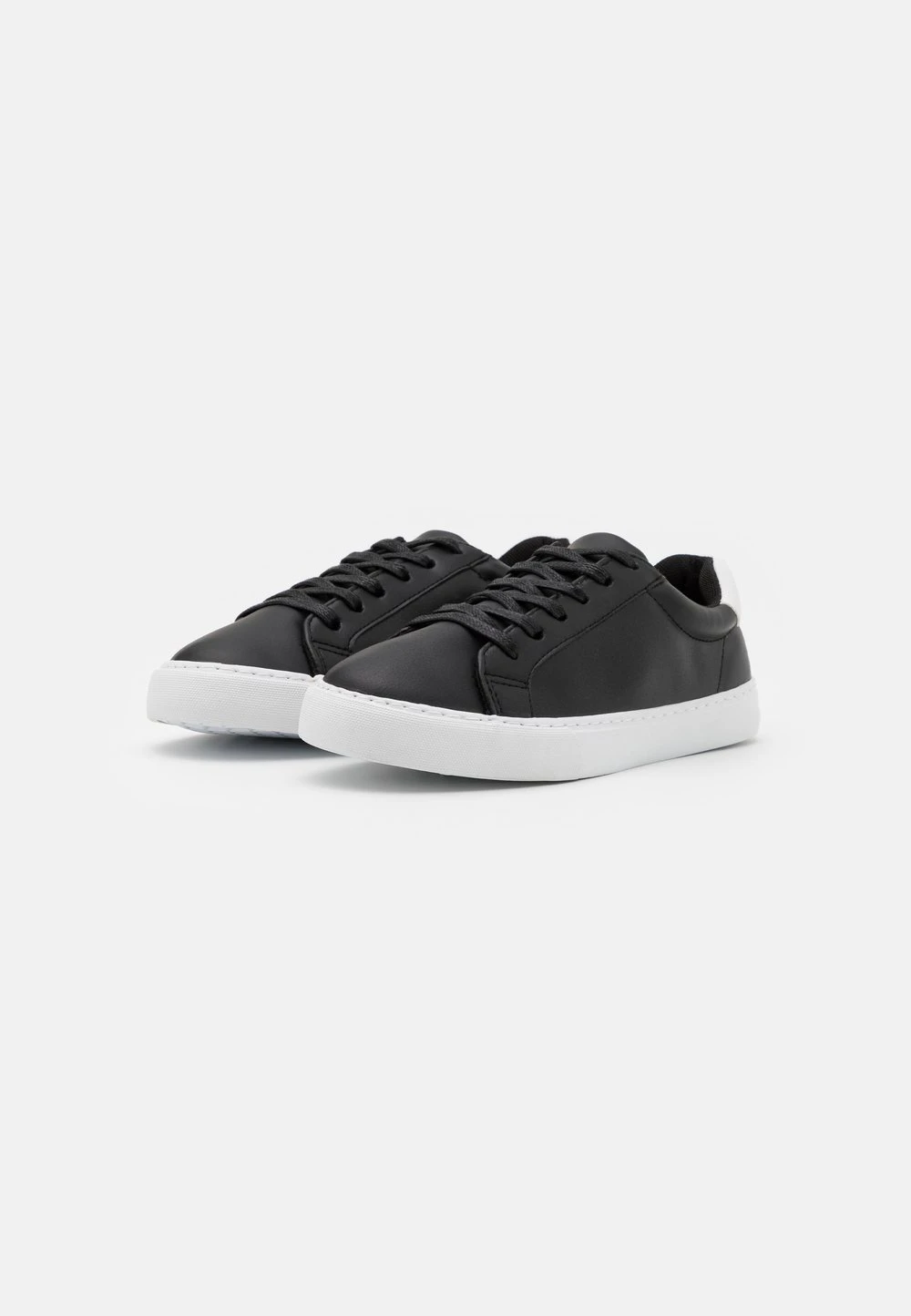 Vendre-Réclame Pier One UNISEX – Baskets Basses Sneakers Rond 4 Vendre-Réclame Pier One UNISEX – Baskets Basses Sneakers Rond – Image 2