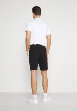 Pier One Short Réduction Shorts Normale Homme -Mode Vêtements Boutique 323a5a65eb1c496cbcdb1c3277cdffe4