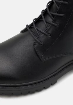 Pier One Réduction Bottines à Lacets Bottes Rond Homme -Mode Vêtements Boutique 33850adda48444d58c26f4508273df3d