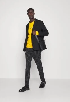 Pier One Prix Allégé Sweatshirt Sweats & Hoodies Col Rond Homme -Mode Vêtements Boutique 36affa74a7a34b8d8ad6187268261600