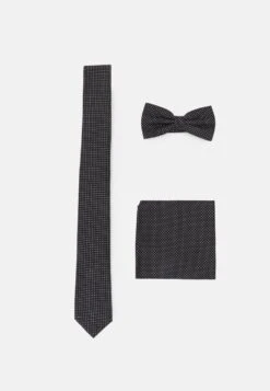 Pier One SET – Cravate Prix Sympa Pochettes De Costume Couleur Unie Homme -Mode Vêtements Boutique 3798b070b6034c7080b05880d562c634