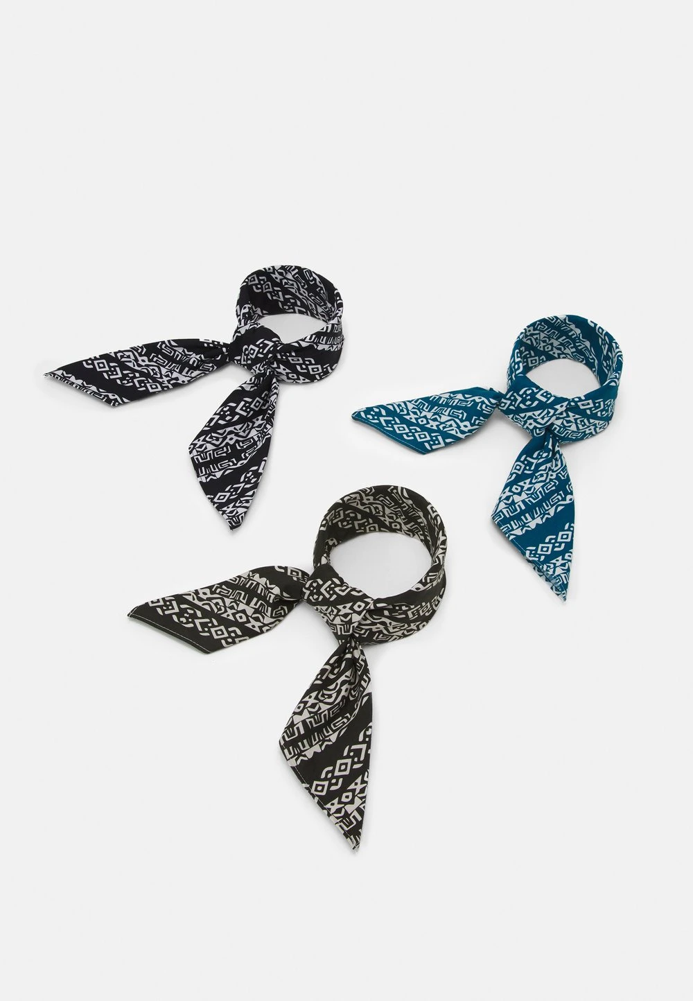 Pas Cher Pier One BANDANAS 3 PACK UNISEX – Foulard Écharpes Et Foulards Imprimé 3 Pas Cher Pier One BANDANAS 3 PACK UNISEX – Foulard Écharpes Et Foulards Imprimé
