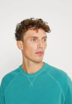 Pier One Prix Aimable 3 PACK – Sweatshirt Pulls Et Gilets Col Rond Homme -Mode Vêtements Boutique 3c33dbf56b5b4ab9bc72c90b3f3cb7f7