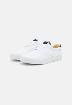 Pier One Prix Légers UNISEX – Baskets Basses Sneakers Rond -Mode Vêtements Boutique 3da941df8e1d4de69b69f8e88506b7cf