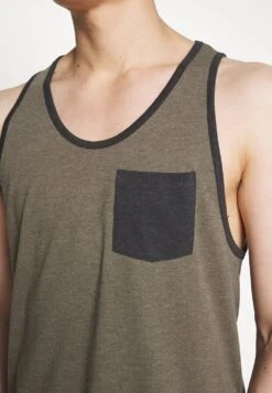 Excellente Qualité Pier One Débardeur T-shirts & Polos Encolure Large Ronde Homme -Mode Vêtements Boutique 3e3ef2093cff4fa581130bf467d0857a