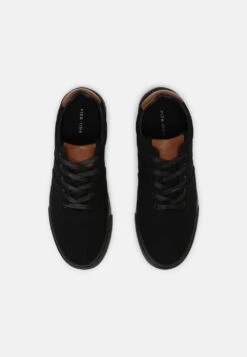 Pier One UNISEX – Baskets Basses Prix Bradés Sneakers Rond -Mode Vêtements Boutique 3ea015cce91e4b2d8792edcfd0e67cfb