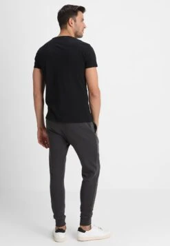 Prix Dynamité Pier One Pantalon De Survêtement Pantalons Normale Homme -Mode Vêtements Boutique 41603f18a9d7497b85a73a2ae36be969