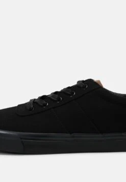 Pier One UNISEX – Baskets Basses Prix Bradés Sneakers Rond -Mode Vêtements Boutique 41e1e9d82dad4d76bd89c87093765711