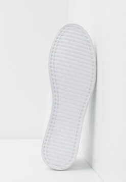 Pier One Qualité Supérieure Baskets Basses Sneakers Rond Homme -Mode Vêtements Boutique 43f8aa1d3762477ca7fbe145143557aa