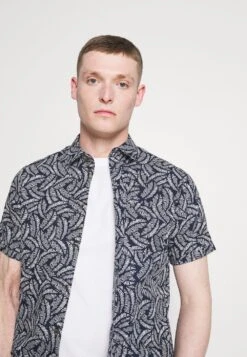 Pier One Prix Sacrifiés Chemise Chemises Col Kent Homme -Mode Vêtements Boutique 452a584408b14fba80ec300983c27157