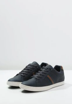 Pier One Baskets Basses Première Qualité Sneakers Rond Homme -Mode Vêtements Boutique 464425b63bce48cba2a0537daba399ad