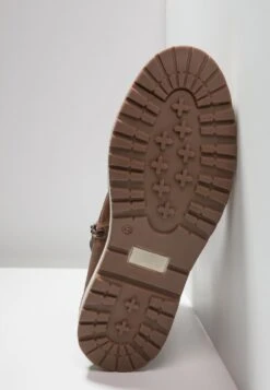 Bon Rapport Coût-Efficacité Pier One Bottines à Lacets Bottes Rond Homme -Mode Vêtements Boutique 479c0db636c24e1f9c37599d59e8337c