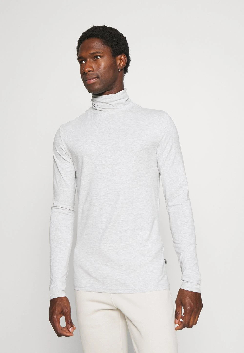 Pier One Assurance De L’Authenticité 2 PACK – T-shirt à Manches Longues T-shirts Col Roulé Homme 6 Pier One Assurance De L’Authenticité 2 PACK – T-shirt à Manches Longues T-shirts Col Roulé Homme – Image 4