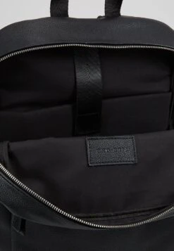 Pier One UNISEX – Sac à Dos Rabais Sacs Poche Pour Pc Portable 15 Pouces 13 Pier One UNISEX – Sac à Dos Rabais Sacs Poche Pour Pc Portable 15 Pouces -Mode Vêtements Boutique 49d93b724c9c4ce9b13772c68ef81a3a