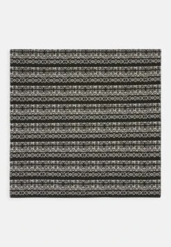 Pas Cher Pier One BANDANAS 3 PACK UNISEX – Foulard Écharpes Et Foulards Imprimé 10 Pas Cher Pier One BANDANAS 3 PACK UNISEX – Foulard Écharpes Et Foulards Imprimé -Mode Vêtements Boutique 4b8d12886da54d9c82bbd4d9a9726ae0