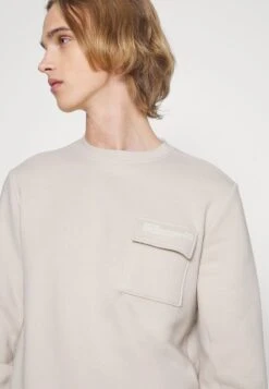 Prix Avantageux Pier One UNITED UTILITY CREW – Sweatshirt Sweats & Hoodies Col Rond Homme -Mode Vêtements Boutique 4da17c2fd74c4e71a0069a716355013f