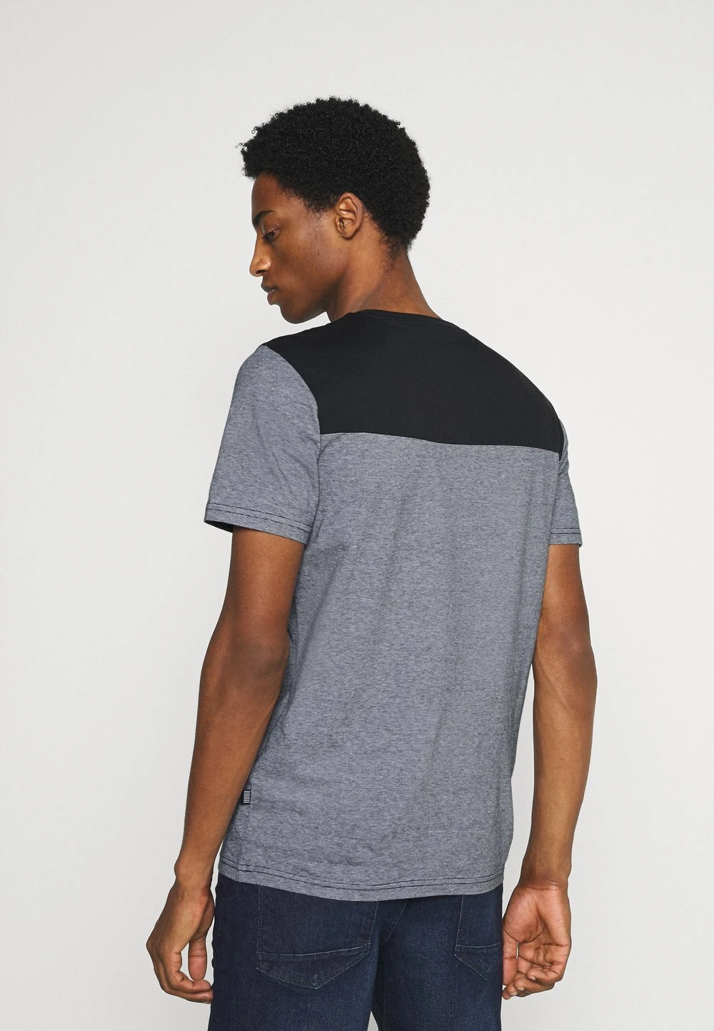 Pier One T-shirt Imprimé En Remise T-shirts Col Rond Homme 5 Pier One T-shirt Imprimé En Remise T-shirts Col Rond Homme – Image 3