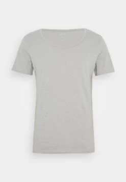Prix Avantageux Pier One T-shirt Basique T-shirts Encolure Large Ronde Homme -Mode Vêtements Boutique 50a7d4b6c52c4f8db77eac36a523afec 3