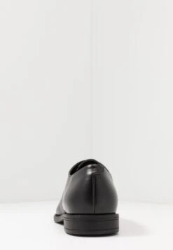 Pier One Derbies & Richelieus Prix Légers Chaussures De Ville Rond Homme 11 Pier One Derbies & Richelieus Prix Légers Chaussures De Ville Rond Homme -Mode Vêtements Boutique 53aad078050b44d8885cd771dc7f69f4