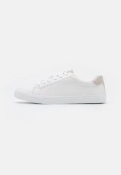 Pier One Prix Sympa Baskets Basses Baskets & Sneakers Rond Unisex