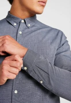 Pier One Prix Gelé Chemise Chemises Col à Boutons Homme 15 Pier One Prix Gelé Chemise Chemises Col à Boutons Homme -Mode Vêtements Boutique 55549b7fd32e45eeb12a9663b28713f1