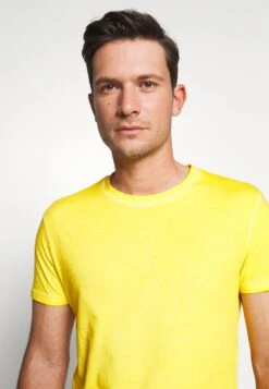 Qualité Fiable Pier One 3 PACK – T-shirt Basique T-shirts Col Rond Homme -Mode Vêtements Boutique 55fa2367b2d349f2ad7c96d7163a801b