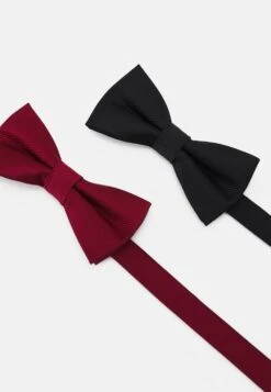 Authentique 100% Pier One 2 PACK – Noeud Papillon Cravates Et Nœuds Papillon Couleur Unie Homme -Mode Vêtements Boutique 57c5dd6b762a4ba499195ded2c96b773