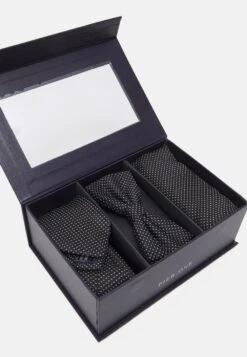 Bonne Qualité Pier One SET – Cravate Pochettes De Costume à Pois Homme -Mode Vêtements Boutique 58f0dd2bef174ceeb58c9b7f56805204