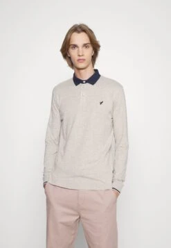 Pier One Prix De Lancement 2 PACK – Polo T-shirts & Polos Col Contrastant Homme -Mode Vêtements Boutique 598421eb3cda4cc698a0253929a9b17c