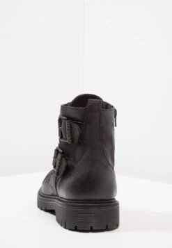 En Remise Pier One Bottines à Lacets Boots Et Bottes Rond Homme -Mode Vêtements Boutique 5a460cf6c31741268643c0bc76d5973f