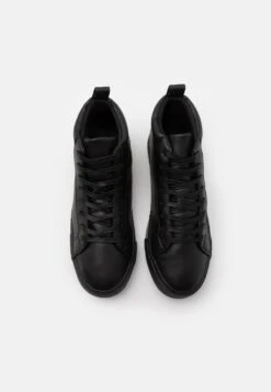 Pier One Authentique 100% UNISEX – Baskets Montantes Sneakers Rond 11 Pier One Authentique 100% UNISEX – Baskets Montantes Sneakers Rond -Mode Vêtements Boutique 5ade88f85c3b4089a5a2a237ccb744ef